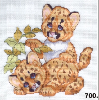 700